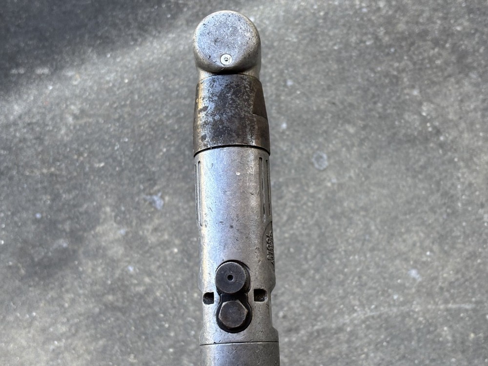 Mac 3/8 pneumatic angle reversible drill. FREE SHIP
