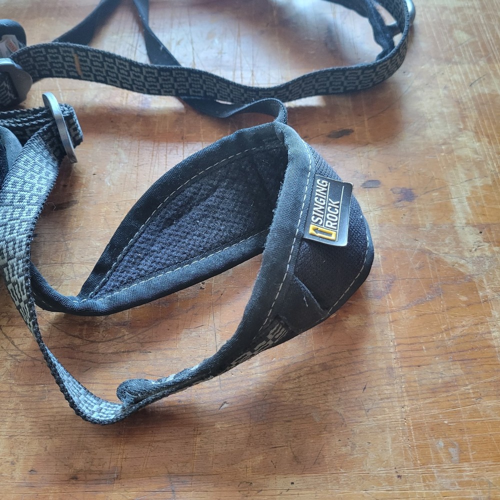 Singing Rock Zenith Climbing Harness - Size Small