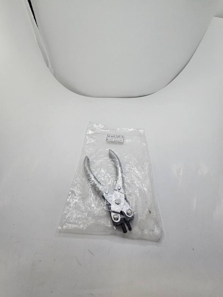 forEVER Permanent Jewelry Supplies Permanent Bangle Pliers