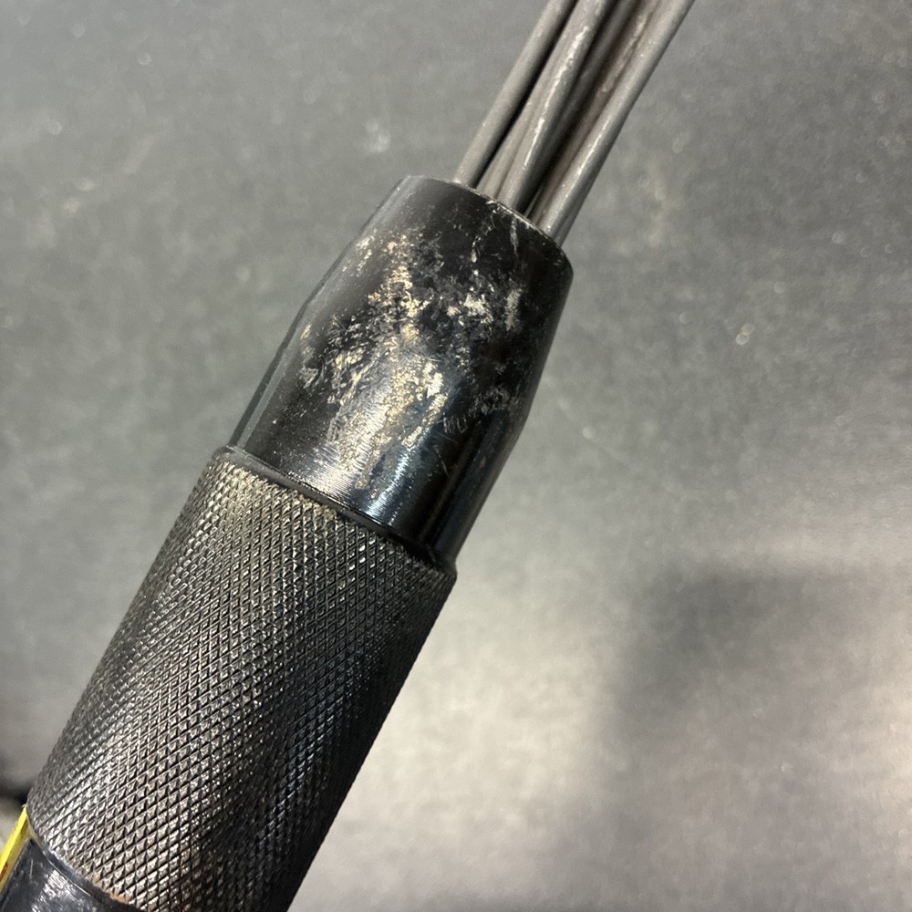 Mini 12 Needle Scaler Air Compressor Tool Central Pneumatic 96997 ( 2 Tool Set )