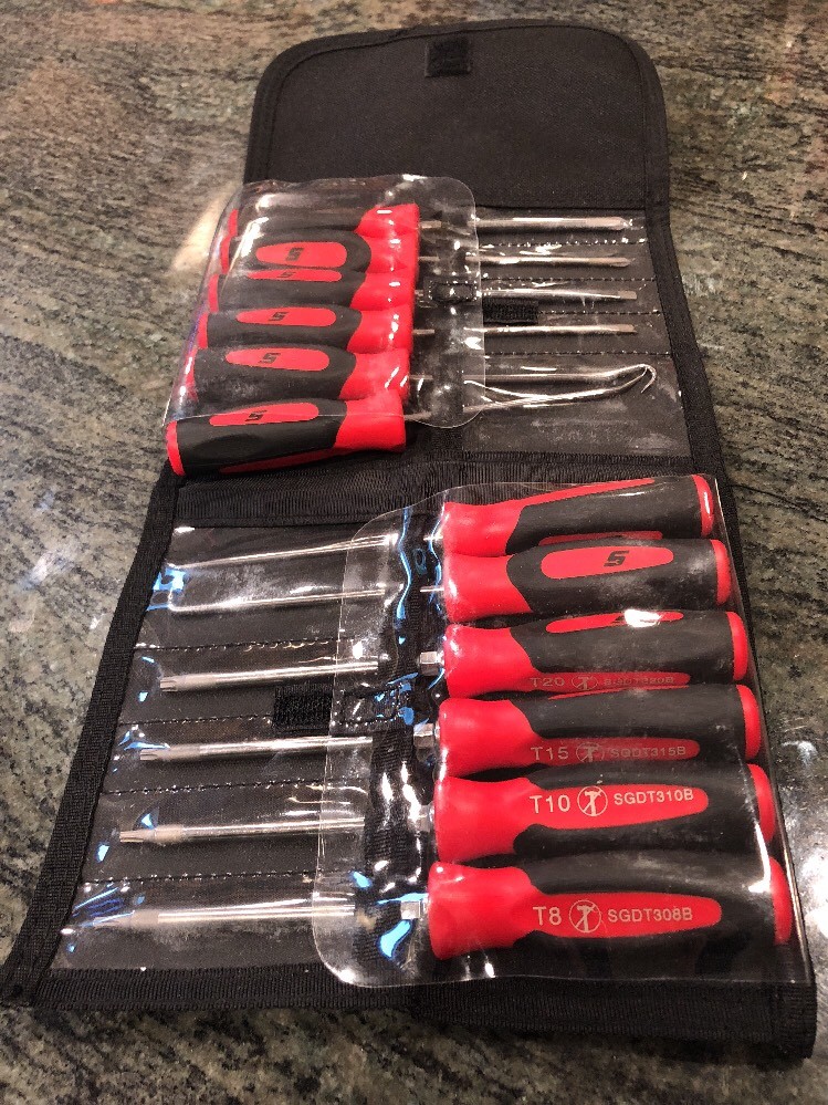 Snap On sgmini12ar 12 pc mini pic, screwdriver & torx set red