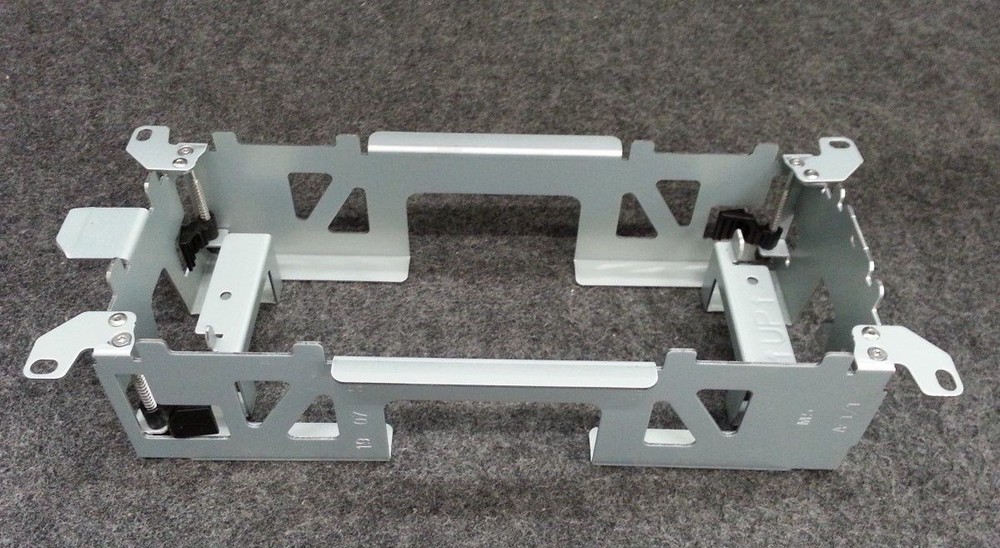 AXIS COMMUNICATIONS TA8201 Recessed Mount Incomplete