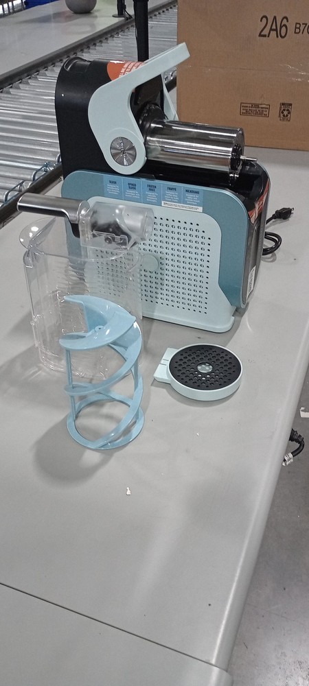 NINJA PROFESSIONAL MAKER WITH RAPIDCHILL TECHNOLOGY, 64 OZ - - Scratch & Dent