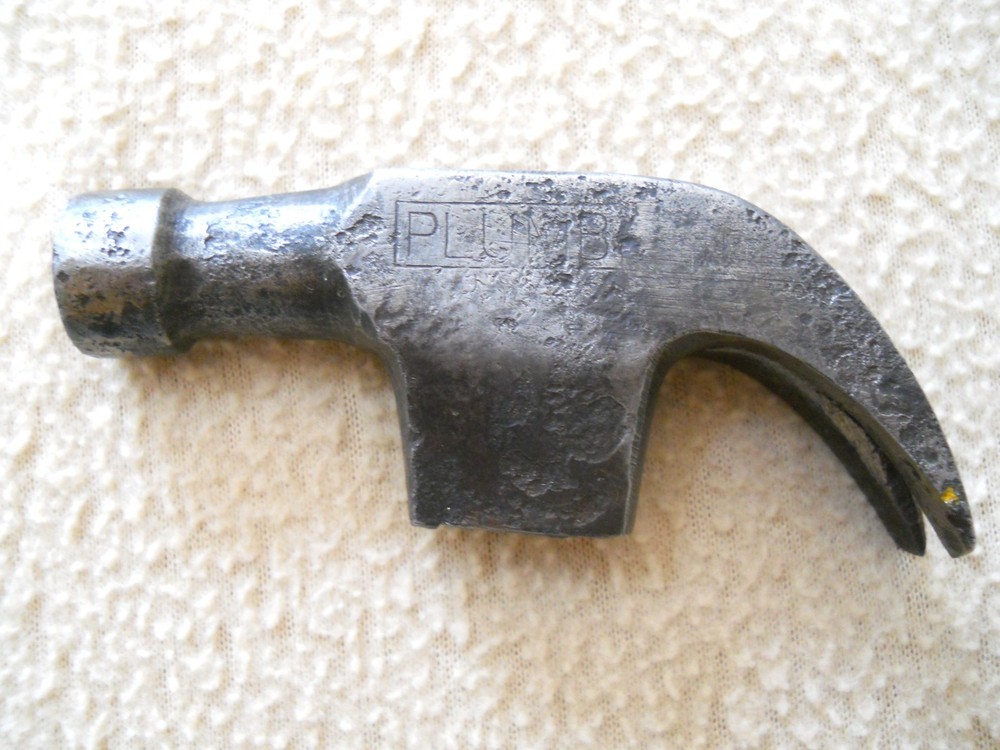 Vintage PLUMB 5 oz Bell Face Claw Hammer Head