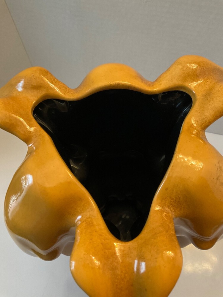 2005 Summit Collection Elephants Ceramic Vase