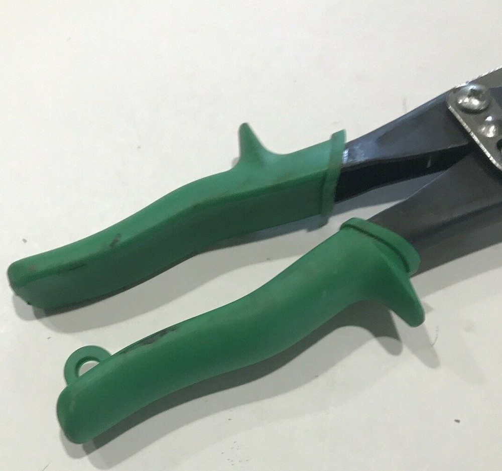 WISS M2 Tin Cutters Cut Coated Handle 0921