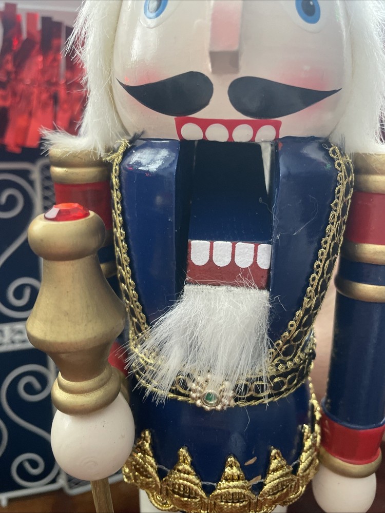 Nutcracker King 15”