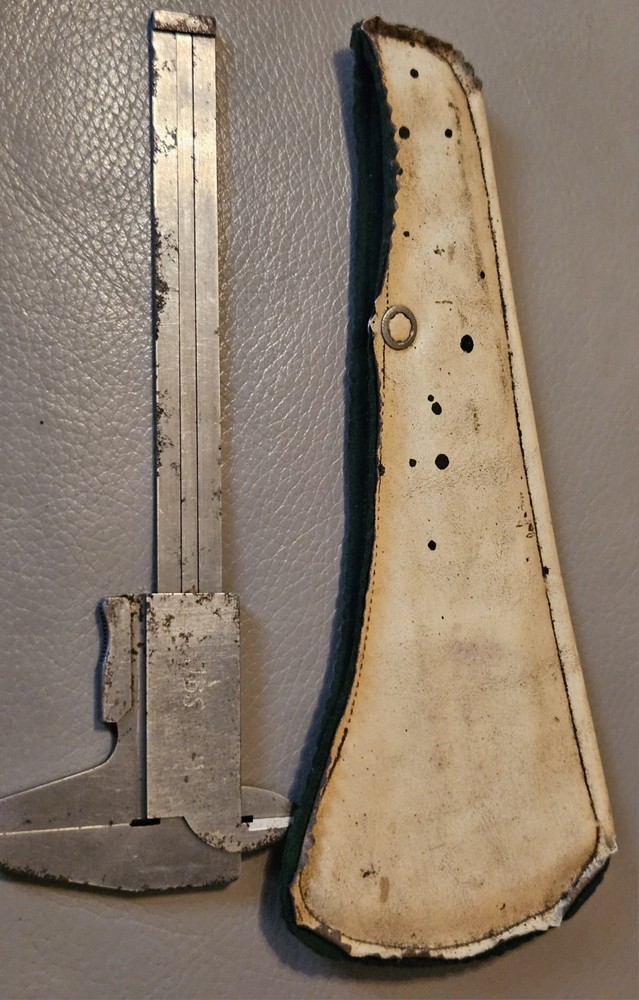 Vintage Tuna Caliper With Leather Case