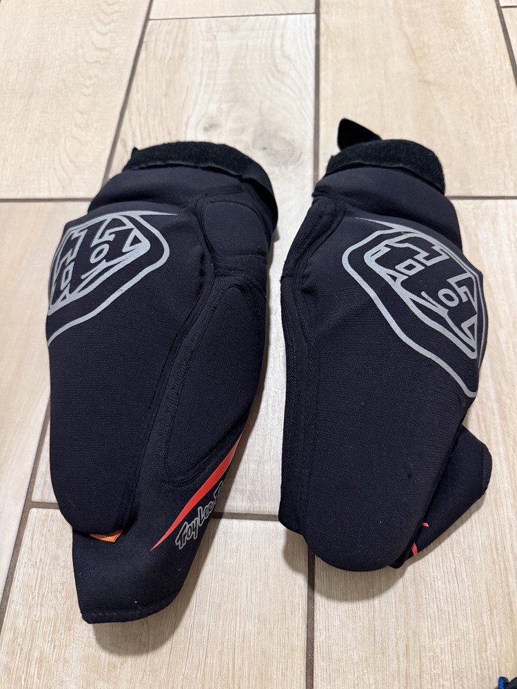 Troy Lee Designs Raid MTB Knee Guard Size Med/Large