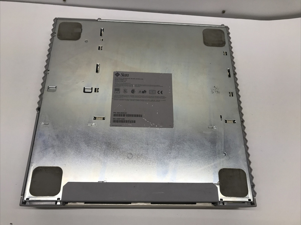 SUN Microsystems SPARCStation 4 544 microSPARC II POWERS ON AS IS