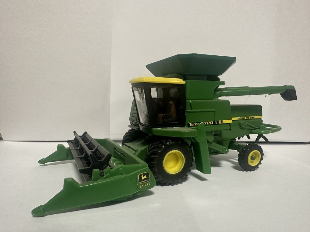 1/64 Scale 3D Printed 7720 Hopper