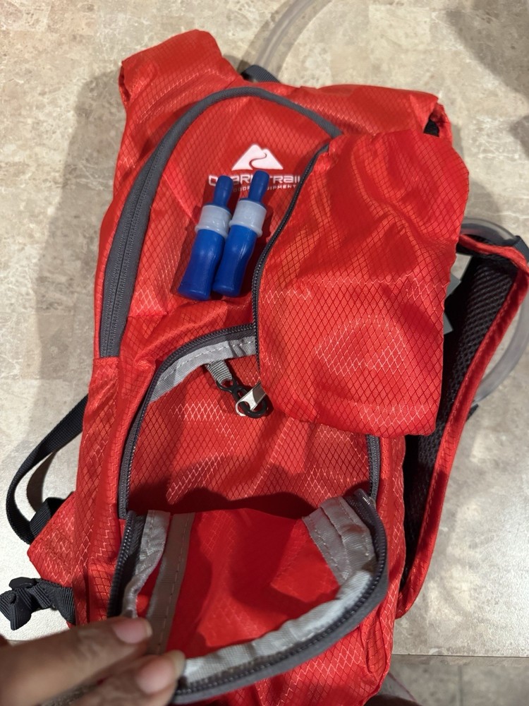 Ozark Trail Hydration Backpack with Hydration Bladder 2L Red Red Pockets