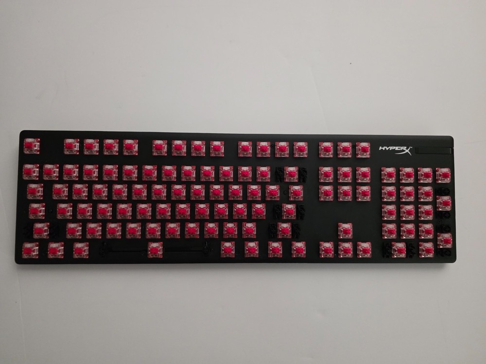 HyperX Bundle (Cloud Alpha Wireless, Alloy Origins PBT, Pulsefire Haste and Mat)