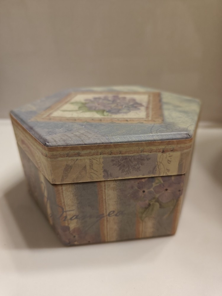 BOB'S BOXES by Lang-2003 Trinket Box - Hydrangea Garden w/ Removable Tray - #109