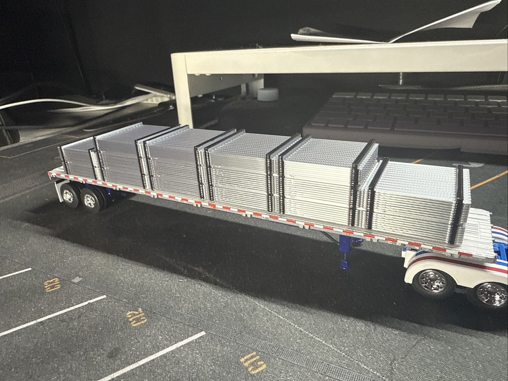 1/64 DCP Metal Sheet Load for Flatbed Trailer