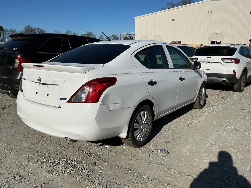 VERSA 2014 Glove Box 4912156