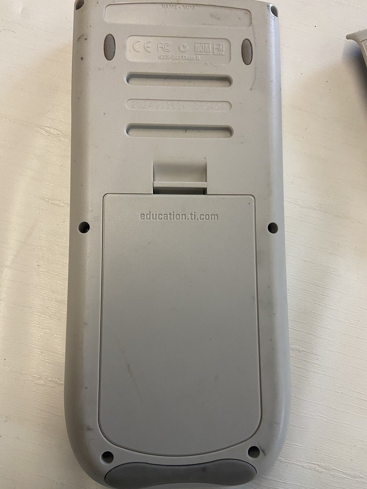 Texas Instruments TI-84 Plus Silver Edition Graphing Calculator *WORKING*