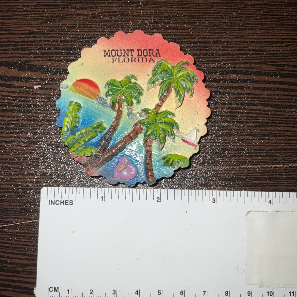 Mount Dora Florida Souvenir Refrigerator Magnet – Preowned