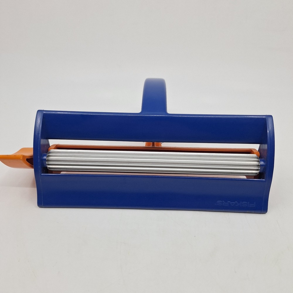 Fiskars Straight Edge Paper Crimper Tool Corrugated Ripple Texture Roller!