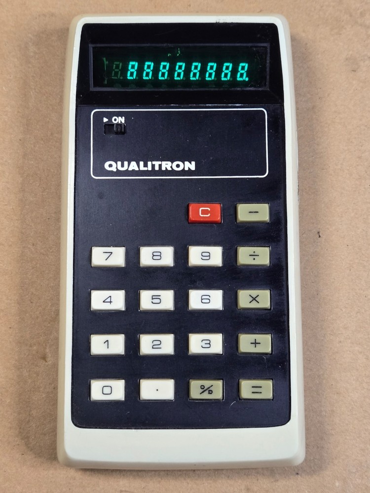 Qualitron Model 1437 Vintage Calculator  - Working Well