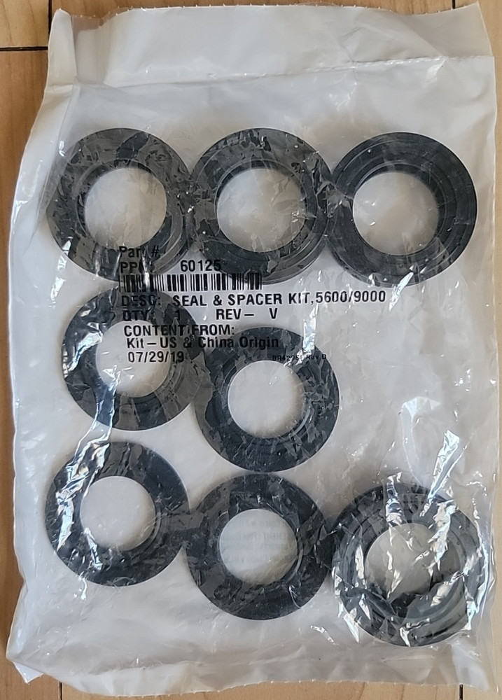 Fleck 5600 Seal & Spacer Kit P/N 60125 - NEW READ