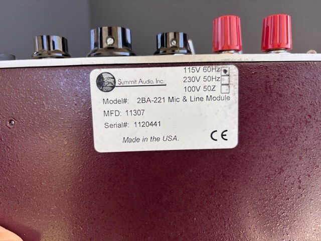 Summit Audio 2BA-221 Line and Microphone Preamp