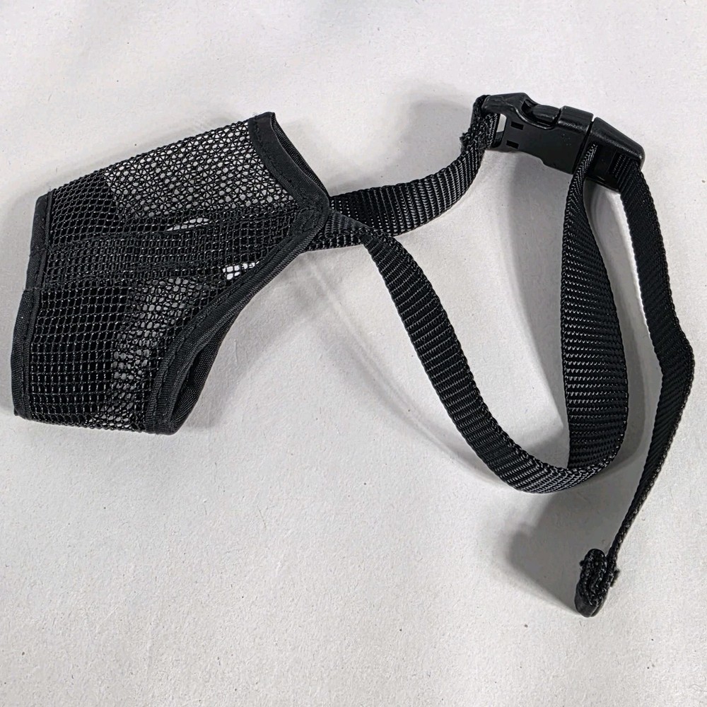 Top Paw Adjustable Mesh Muzzle Medium 24-48lbs Temporary Muzzle Restraint
