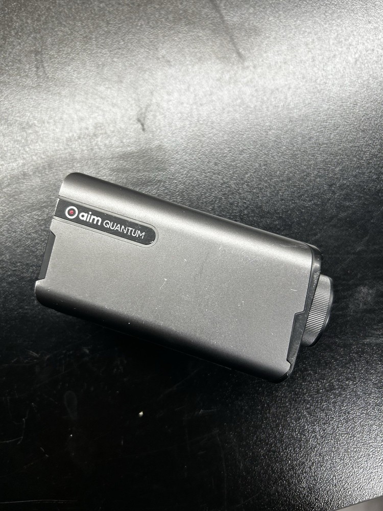 Golf Buddy Aim Quantum Range Finder With Slope