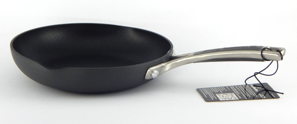 Calphalon 8" Hard-Anodized Non-Stick Pan 1388