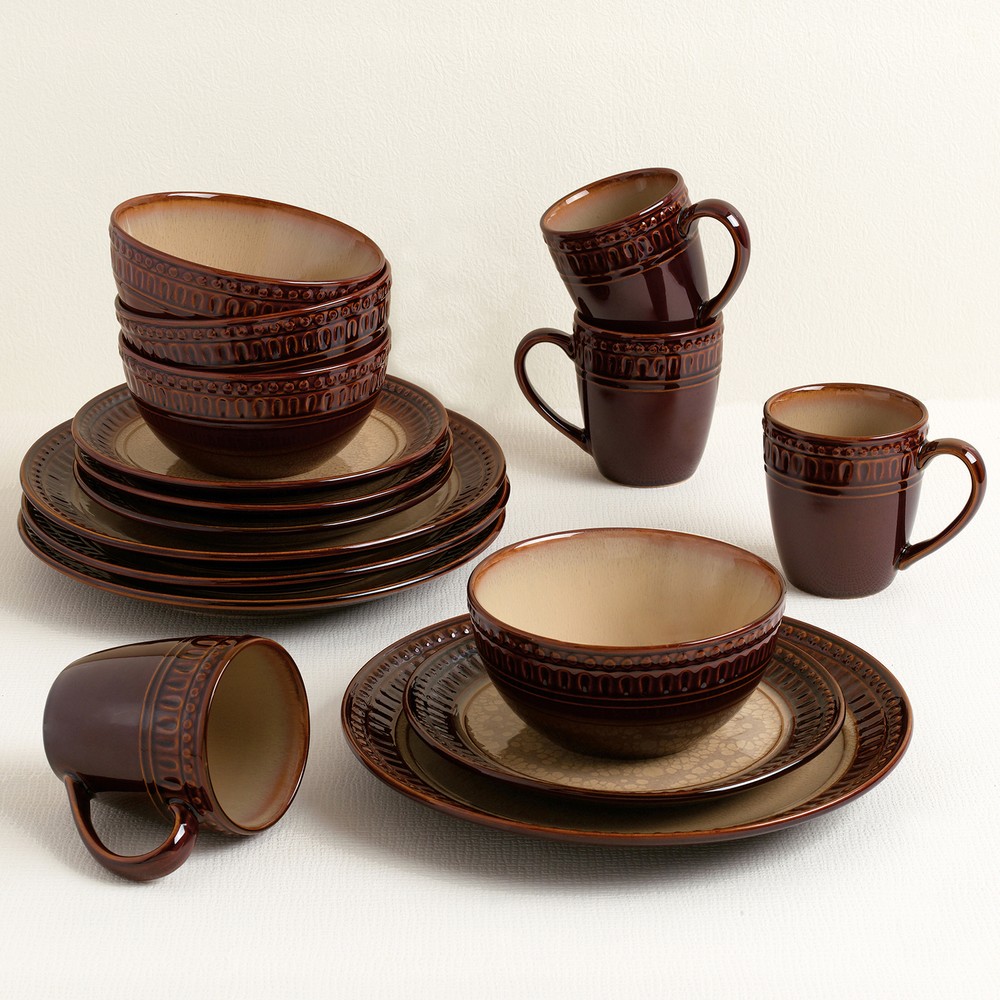 Elegant and Modern Stoneware Dinnerware Set for Parties - Mojave, 16 Piece