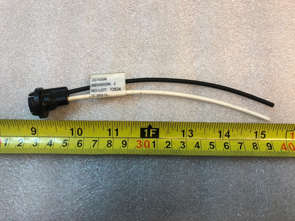 GM LAMP SOCKET, P/N 2974308