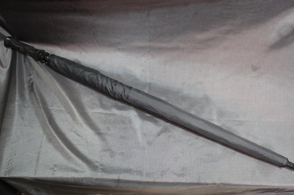 Rare NIKE GOLF umbrella