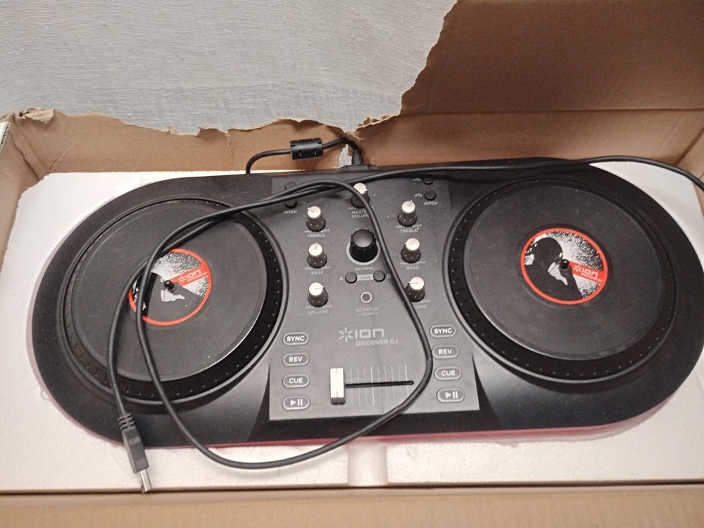 ION Discover DJ Computer DJ System USB with Software TESTED