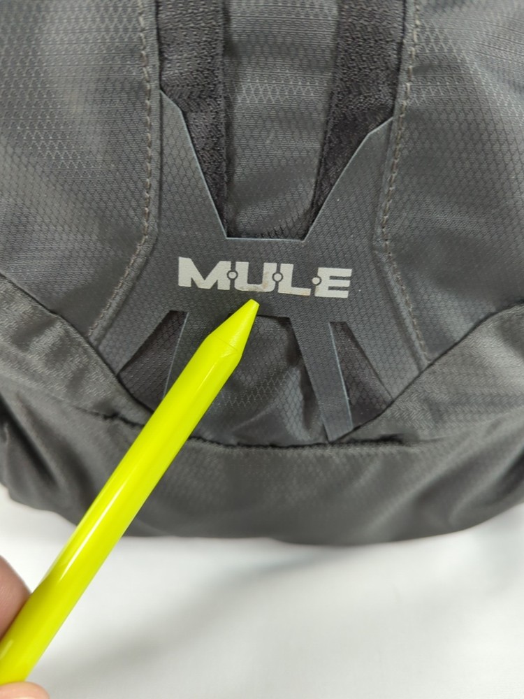 CAMELBAK M.U.L.E. Hydration 3L 100oz Black Backpack W/ Bladder & Quick link