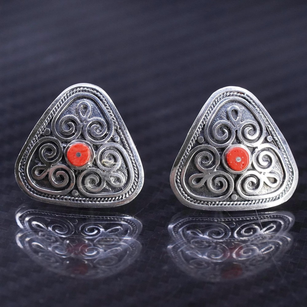 VTG Native American Sterling silver earrings, 925 triangular studs coral
