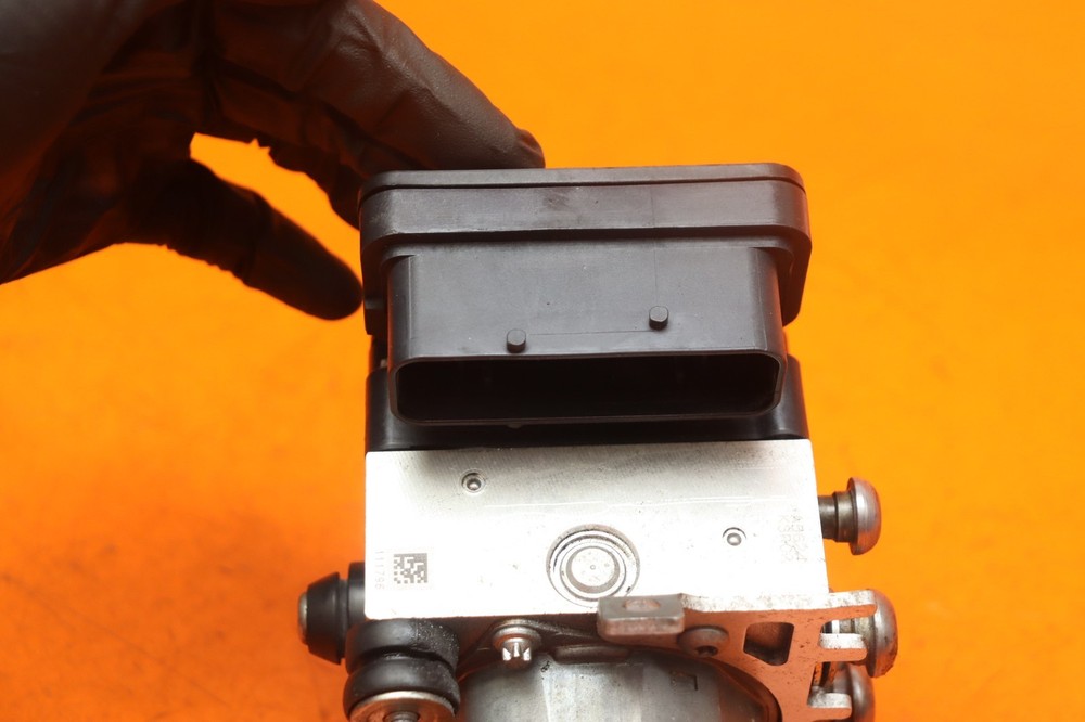 2010-2014 BMW S1000RR OEM ABS PUMP UNIT MODULE
