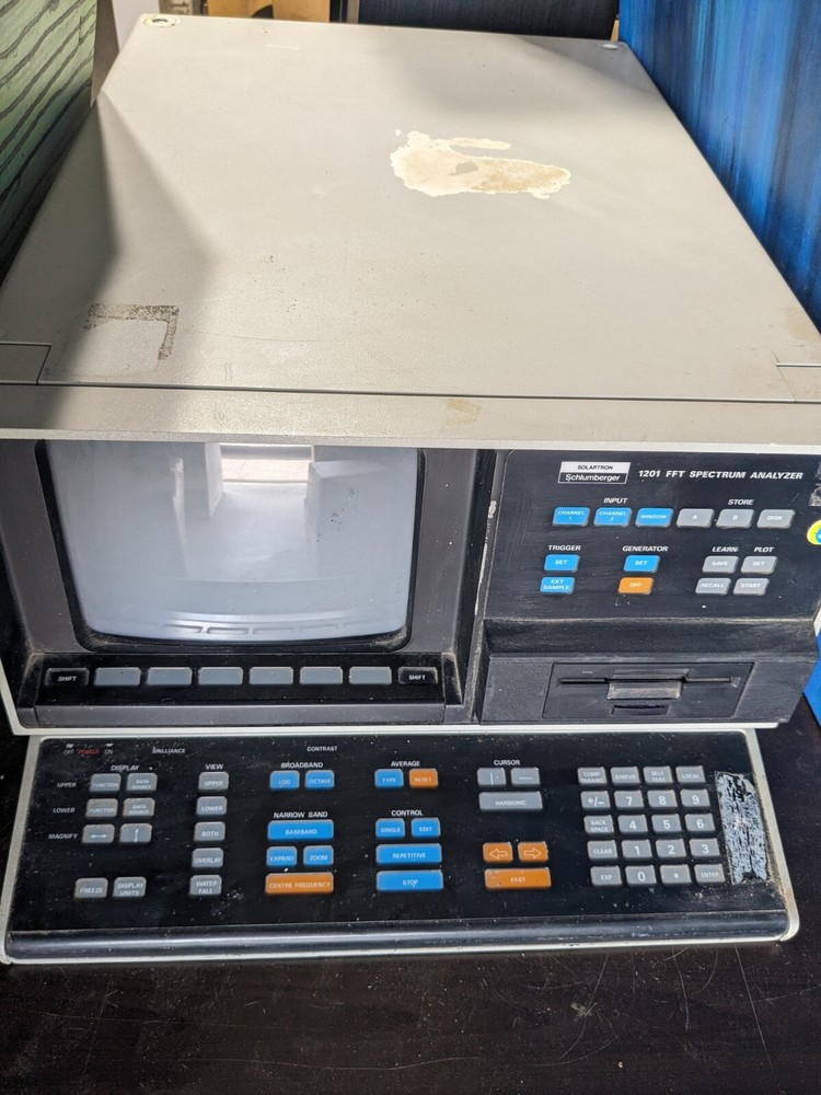 Solartron Schlumberger 1201 FFT Spectrum Analyzer