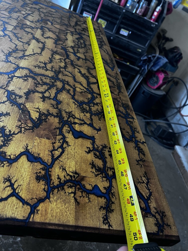 Adjustable Height Work Bench