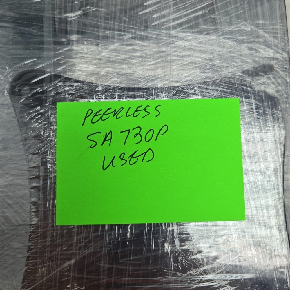 Peerless SA730P Flat Panel Articulating Mount 10" to 29" Compatible w/ Diagonal