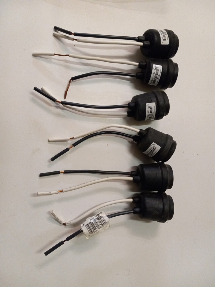 Indoor/Outdoor Socket 145-BOX 6ct SEE DESCRIPTION