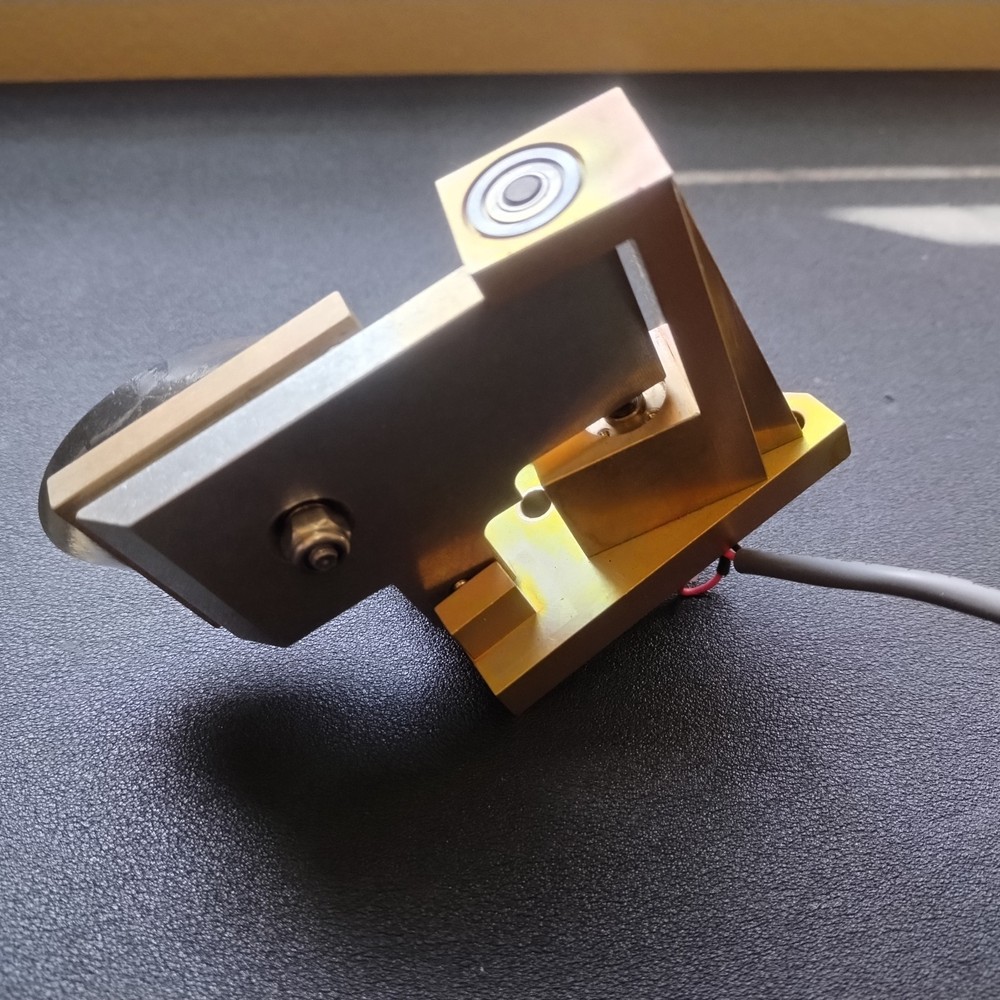 Thermo Avatar FTIR Exit Port Mirror