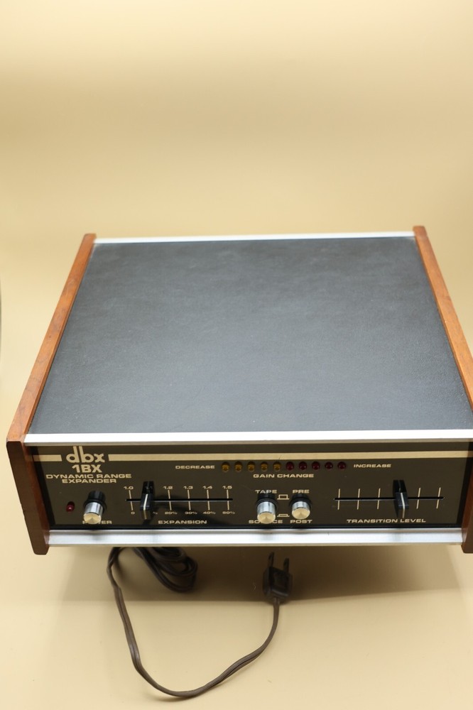 DBX 1BX Dynamic Range Expander- Newton, MA. Dut's Deals