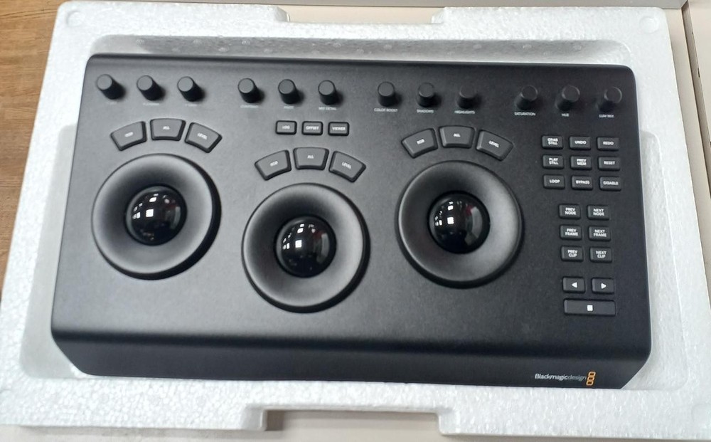 Blackmagic Design Davinci Resolve Micro Panel Black No License