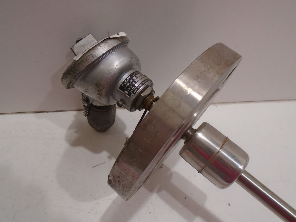 NIPPON AUTOMATION RF2-1800-1 FLOAT SWITCH LEVEL SENSOR 39" PROBE