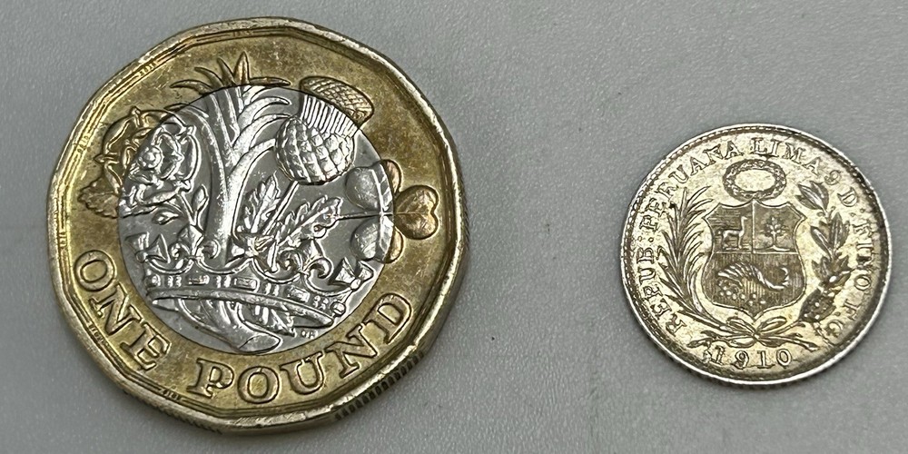 1910 Peru 1/2 Deniro Silver Coin