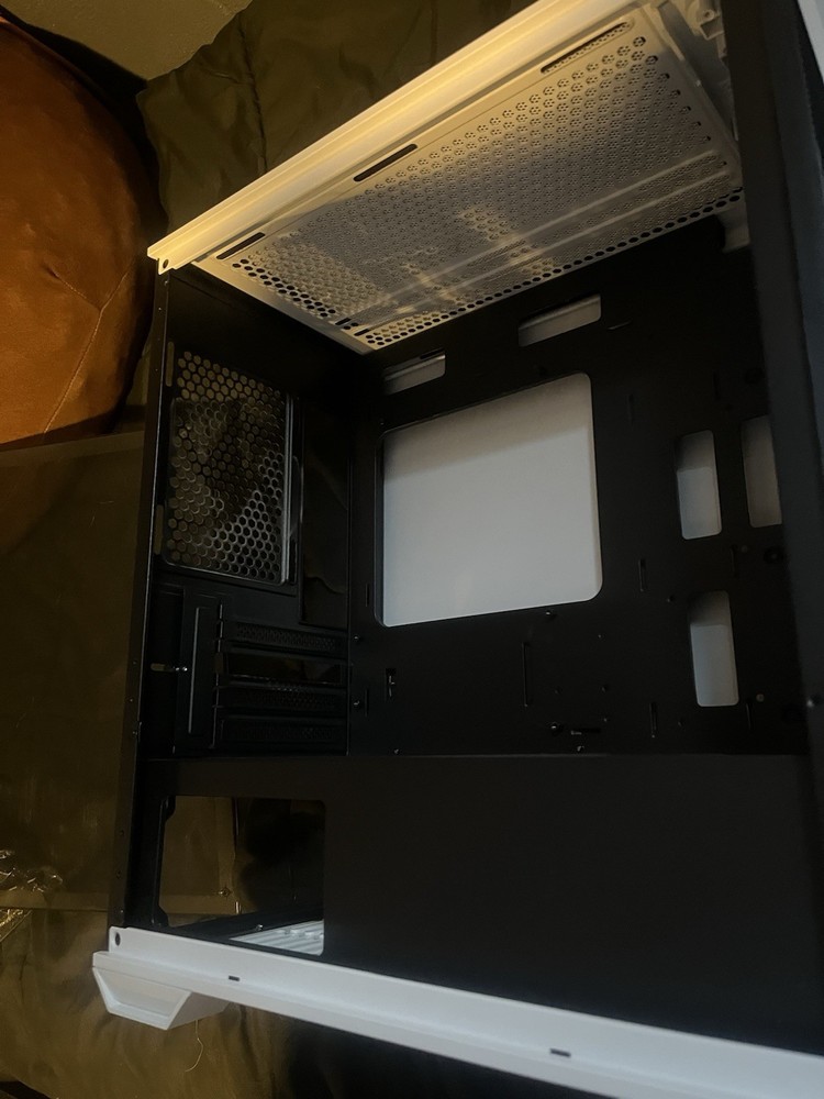 White Mid-Tower Gaming PC Case MATX/ATX Tower