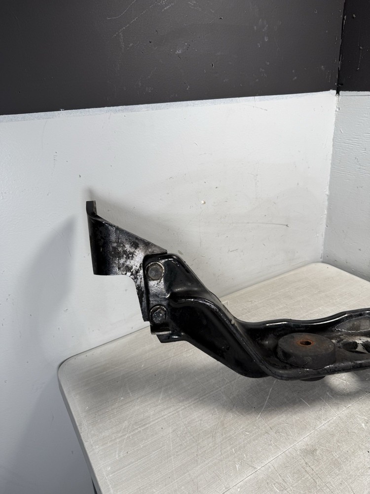 KENWORTH T800B 7ENGINE MOUNTS VEHICLE (FRONT) 214860AA *1898*