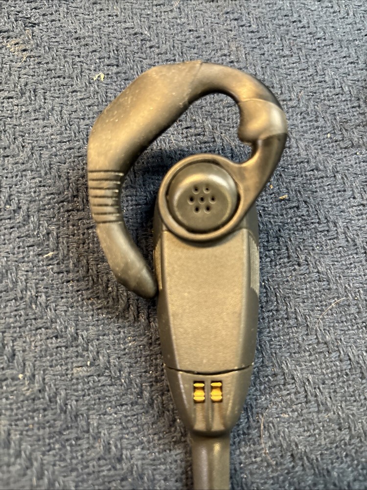 Plantronics CS50 Wireless Office Headset System Hands Free Calling