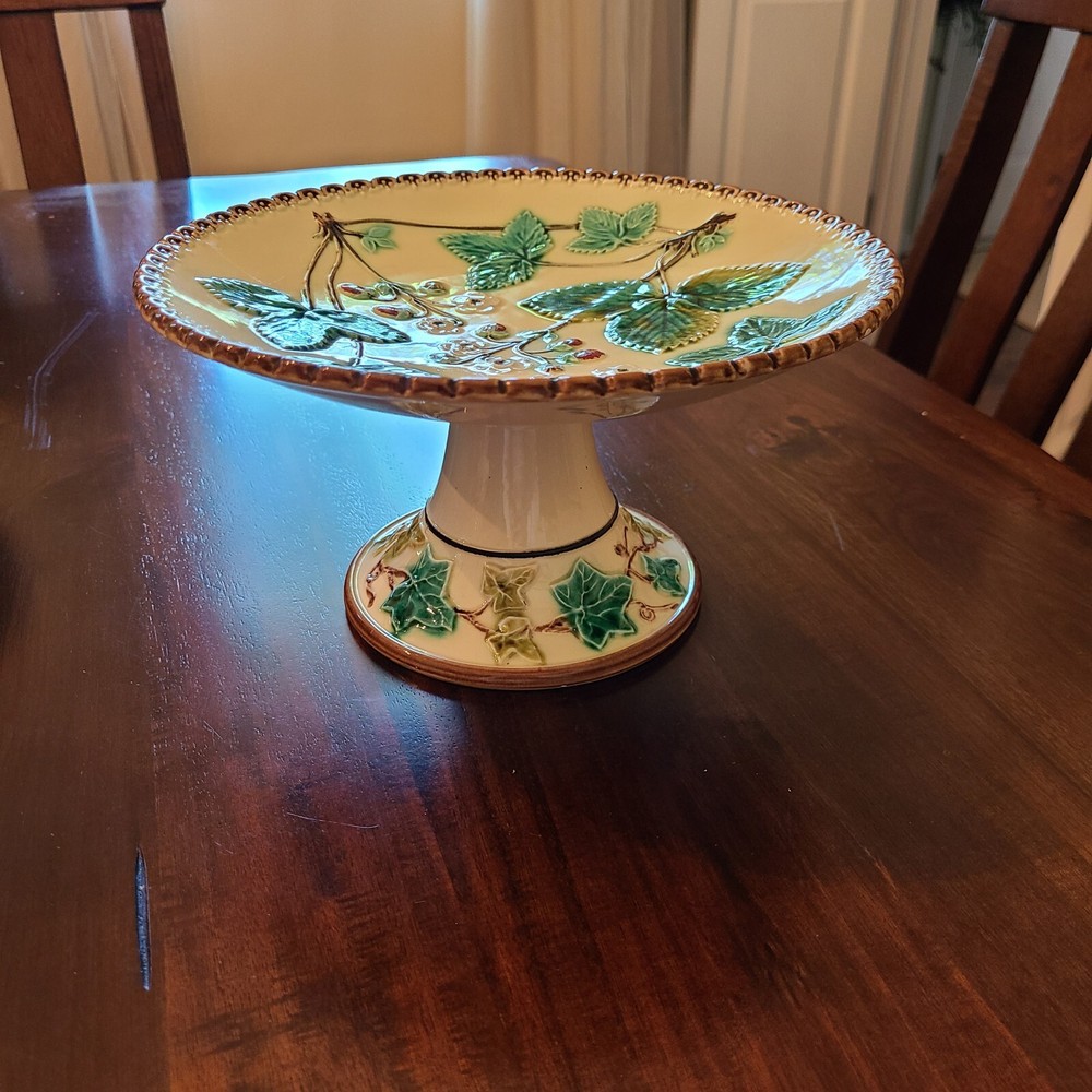1880's Majolica Comport Fruit/ Cake Stand