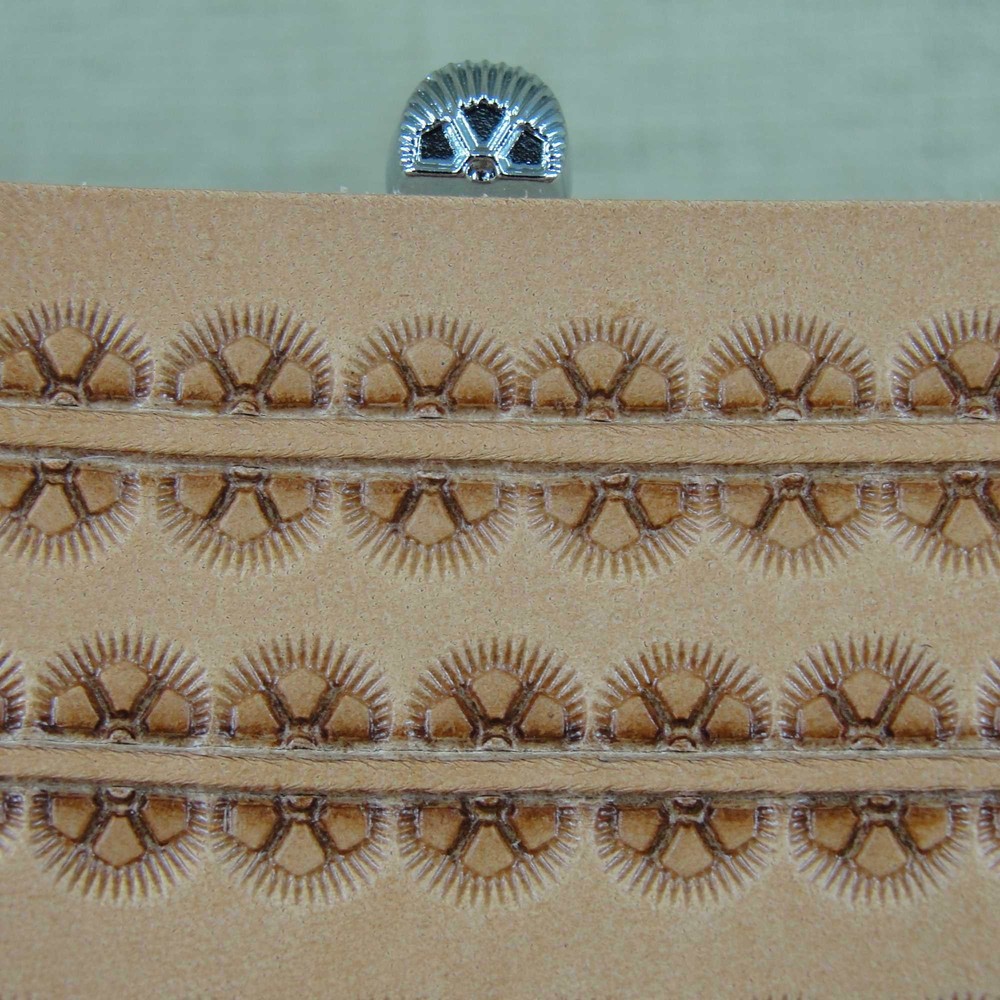 Japan Select - #D503 3-Petal Border Stamp (Leather Stamping Tool)